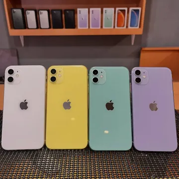iPhone 11