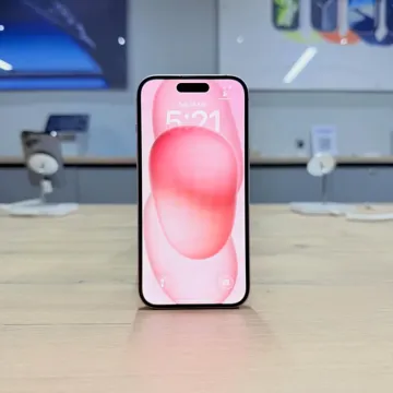 iPhone 15